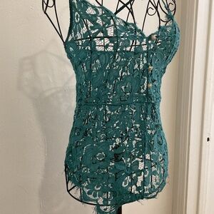 Poison Ivy Halloween costume: Green floral lace bodysuit